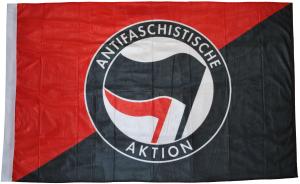 Schwarz/rote Fahne mit Antifa-Logo (schwarz/rot)