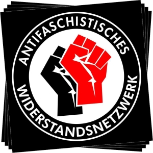 Antifaschistisches Widerstandsnetzwerk - Fäuste (schwarz/rot)),