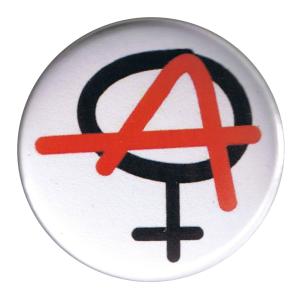 37mm Button: Anarchie ist weiblich
