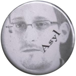 37mm Button: Asyl for Snowden