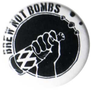 50mm Magnet-Button: Brew not Bombs