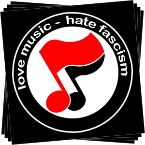 Aufkleber-Paket: love music - hate fascism (Noten)