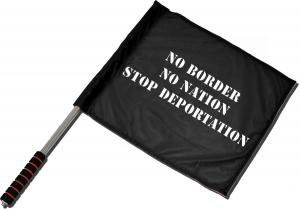 Fahne / Flagge (ca. 40x35cm): No Border - No Nation - Stop Deportation