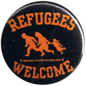 25mm Button: Refugees welcome