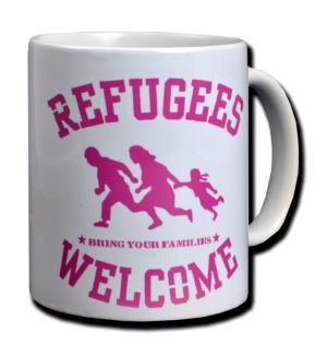 Tasse: Refugees welcome (pink)