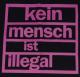 Zum tailliertes Tanktop "Kein Mensch ist illegal (pink)" für 13,12 € gehen.