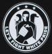 Zum tailliertes T-Shirt "Let´s Fight White Pride" für 14,52 € gehen.