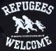 Zum Kapuzen-Pullover "Refugees welcome (schwarz/grauer Druck)" für 30,00 € gehen.