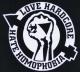 Zum Trägershirt "Love Hardcore - Hate Homophobia" für 13,12 € gehen.