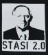 Zum Kapuzen-Longsleeve "Stasi 2.0" für 18,00 € gehen.