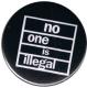 Zur Artikelseite von "No one is illegal (weiß/schwarz)", 37mm Magnet-Button für 2,50 €