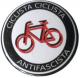 Zur Artikelseite von "Ciclista Ciclista Antifascista", 50mm Magnet-Button für 3,00 €