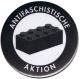 Zum 25mm Button "Antifaschistische Aktion - schwarzer Block" für 0,90 € gehen.