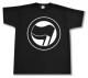 Zum T-Shirt "Antifaschistische Aktion (schwarz/schwarz) ohne Schrift" für 13,12 € gehen.