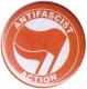 Zum 37mm Button "Antifascist Action (rot/rot)" für 1,10 € gehen.