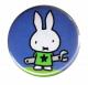 Zum 37mm Button "Bunny" für 1,10 € gehen.