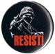 Zum 37mm Magnet-Button "Resist!" für 2,50 € gehen.