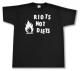 Zum T-Shirt "Riots not diets" für 13,12 € gehen.
