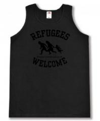 Zum Tanktop "Refugees welcome (schwarz)" für 13,12 € gehen.