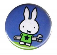 Zum 37mm Magnet-Button "Bunny" für 2,50 € gehen.