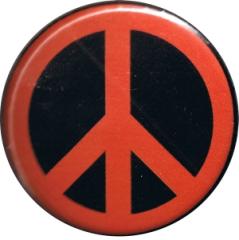 Zum 37mm Magnet-Button "Peacezeichen (schwarz/rot)" für 2,50 € gehen.