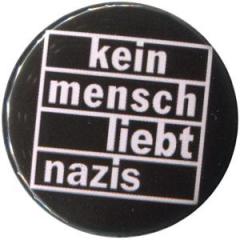 Zum 50mm Magnet-Button "kein mensch liebt nazis" für 3,00 € gehen.