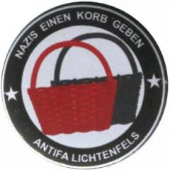 Zum 50mm Magnet-Button "Nazis einen Korb geben" für 3,00 € gehen.