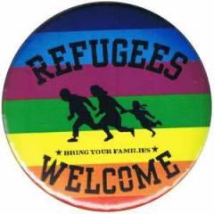 Zum 50mm Magnet-Button "Refugees welcome (bunt)" für 3,00 € gehen.