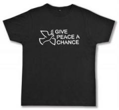 Zum Fairtrade T-Shirt "Give Peace A Chance" für 19,45 € gehen.