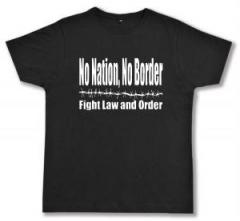 Zum Fairtrade T-Shirt "No Nation, No Border - Fight Law And Order" für 19,45 € gehen.