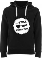 Zum Fairtrade Pullover "... still loving feminism" für 40,00 € gehen.
