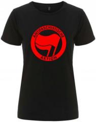 Zum tailliertes Fairtrade T-Shirt "Antifaschistische Aktion (rot/rot)" für 18,10 € gehen.