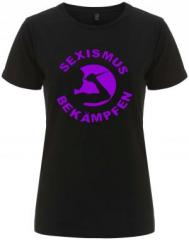 Zum/zur  tailliertes Fairtrade T-Shirt "Sexismus bekämpfen (lila)" für 18,10 € gehen.