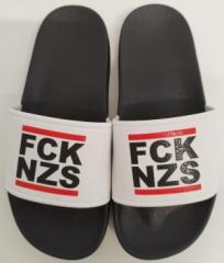 Zum/zur  Badelatschen "FCK NZS" für 25,00 € gehen.