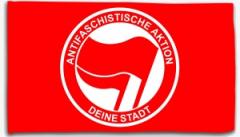 Zur Fahne / Flagge (ca. 150x100cm) "Antifaschistische Aktion (rot/rot) Deine Stadt" für 20,00 € gehen.