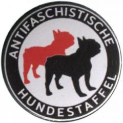 Zum 50mm Button "Antifaschistische Hundestaffel (Bulldogge)" für 1,20 € gehen.