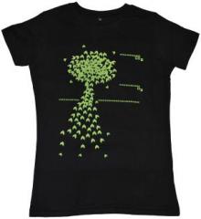 Zum tailliertes T-Shirt "Baum" für 19,50 € gehen.