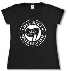 Zum tailliertes T-Shirt "Love Bikes Hate Fascism" für 14,00 € gehen.