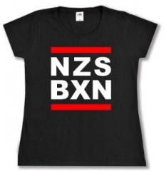 Zum tailliertes T-Shirt "NZS BXN" für 14,00 € gehen.