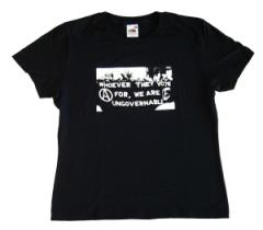 Zum tailliertes T-Shirt "Whoever they vote for, we are ungovernable" für 14,00 € gehen.