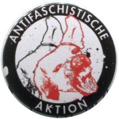 Zum 25mm Button "Antifaschistische Aktion (Underdogs)" für 0,90 € gehen.