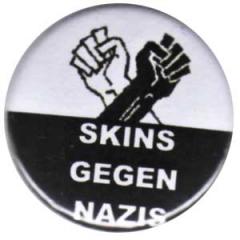 Zum 25mm Button "Skins gegen Nazis" für 0,80 € gehen.