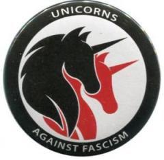 Zum 25mm Button "Unicorns against fascism" für 0,80 € gehen.