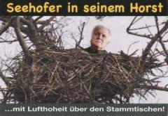 Zur Postkarte "Seehofer in seinem Horst" für 1,00 € gehen.