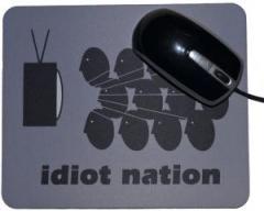 Zum Mousepad "Idiot Nation" für 7,00 € gehen.