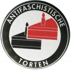 Zum 37mm Button "Antifaschistische Torten" für 1,10 € gehen.