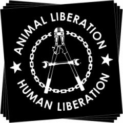 Zum Aufkleber-Paket "Animal Liberation - Human Liberation (Zange)" für 2,00 € gehen.